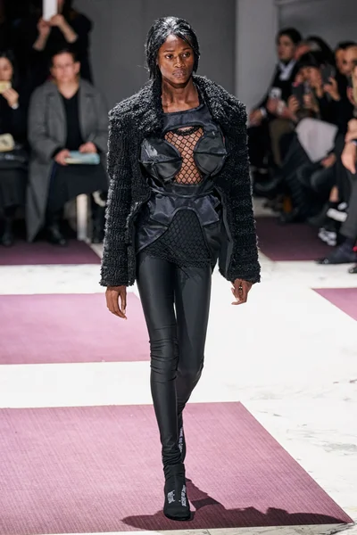 Look 22